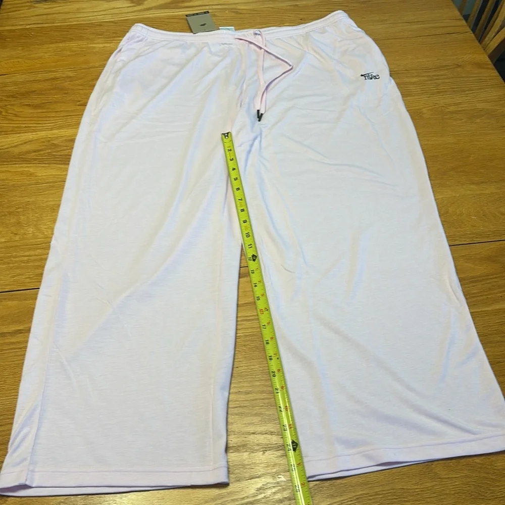 Women's Nike Chill Pink Sweatpants NWT - Picture 8 of 8